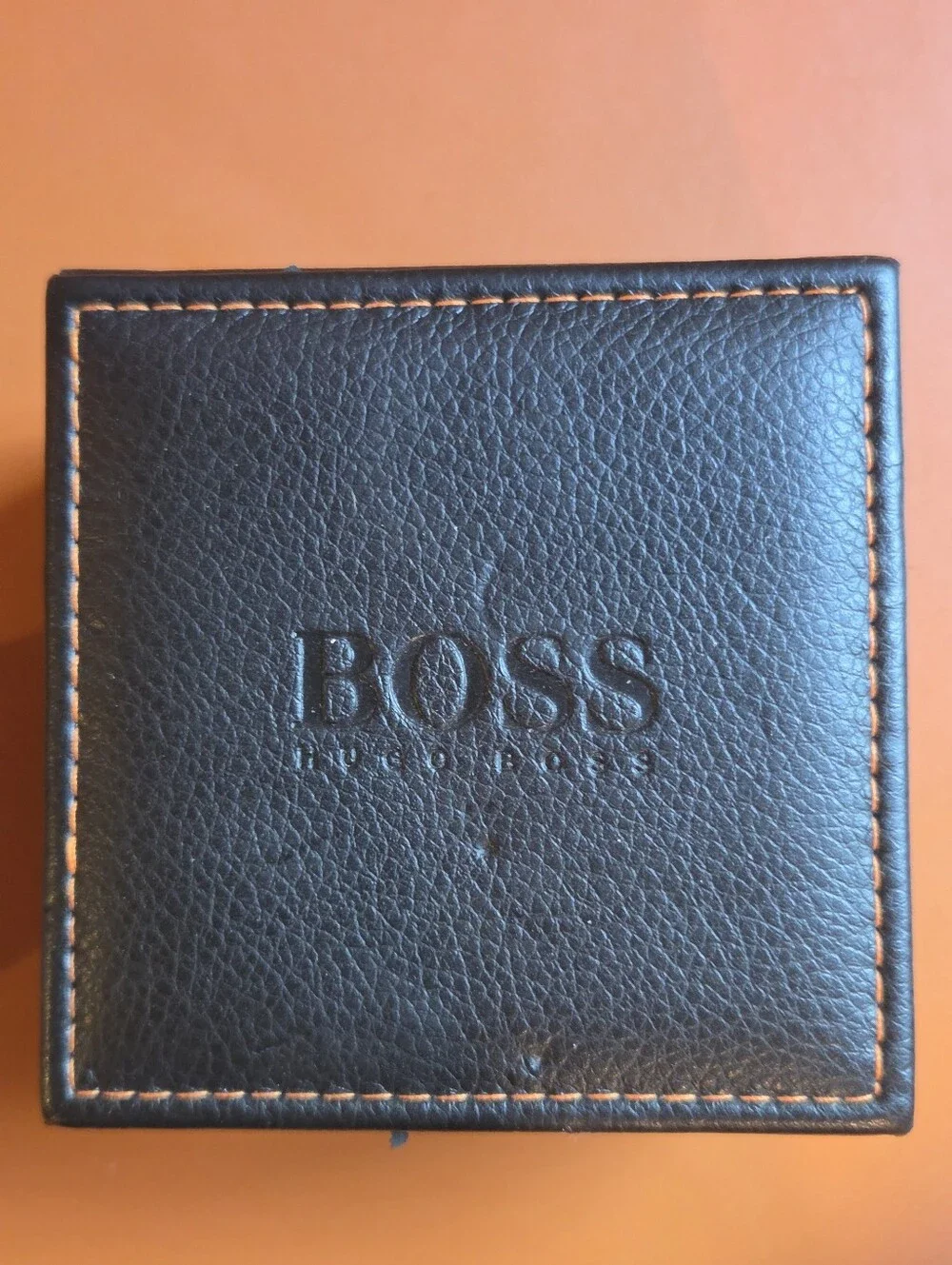 HUGO BOSS BLACK FAUX LEATHER WATCH BOX DISPLAY CASE WITH BIRD INSERT